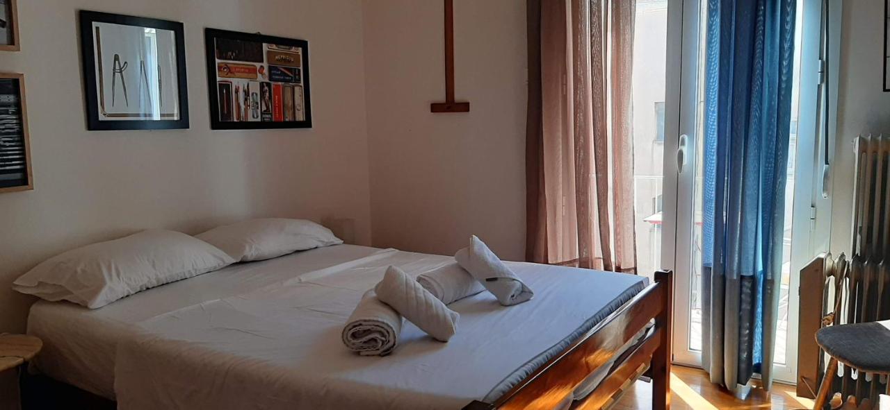 Central Museum Comfort Appartment Atena Exterior foto